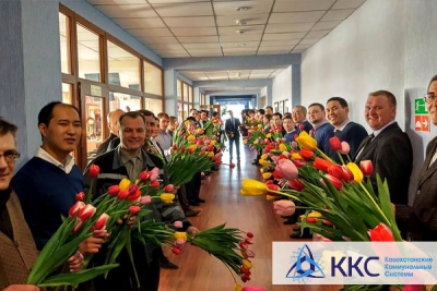 На производственных объектах ТОО «Казахстанские коммунальные системы» поздравили коллег-женщин с Международным женским днем